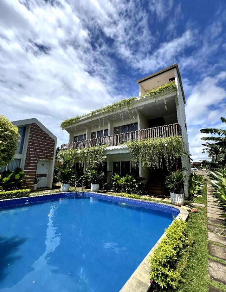 Syailendra Hotel Syariah Jepara Esterno foto