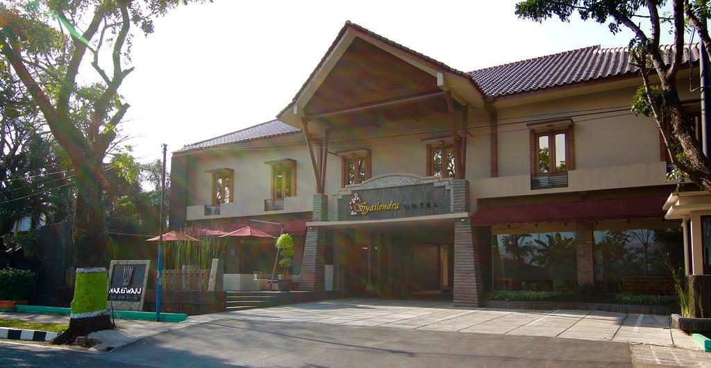 Syailendra Hotel Syariah Jepara Esterno foto