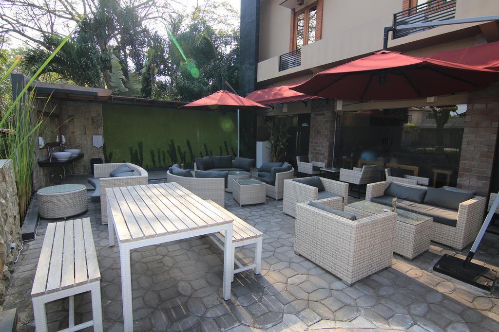 Syailendra Hotel Syariah Jepara Esterno foto