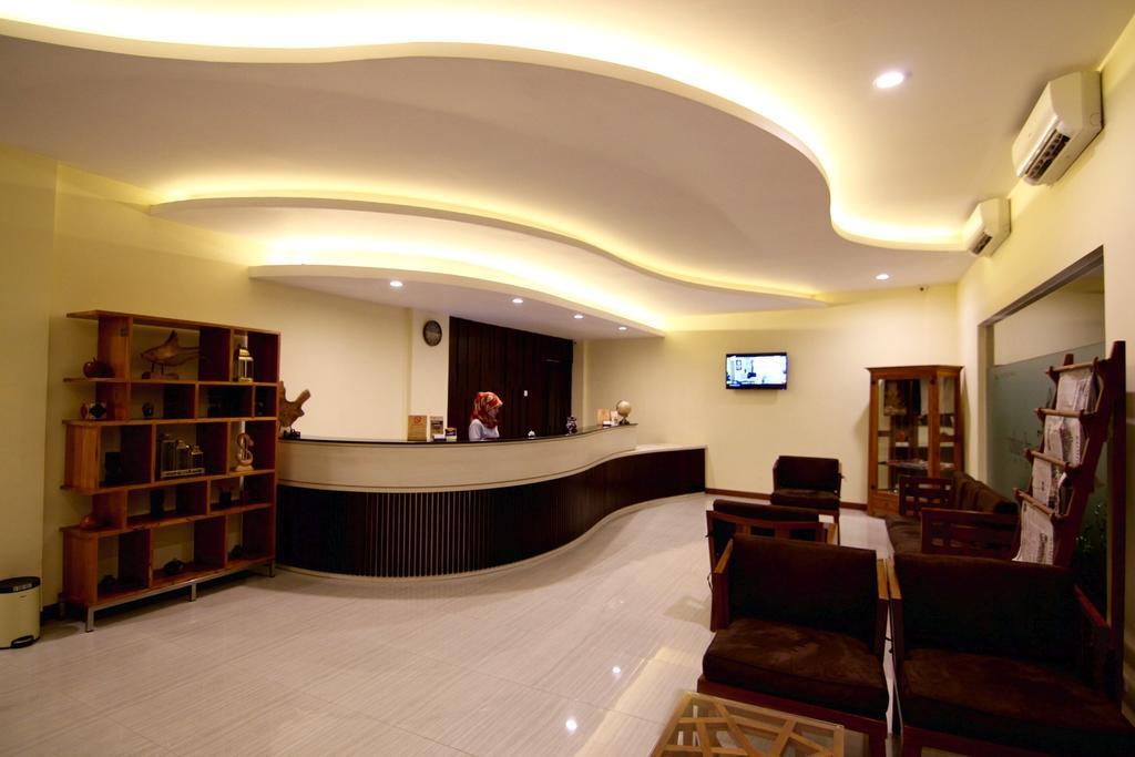 Syailendra Hotel Syariah Jepara Esterno foto