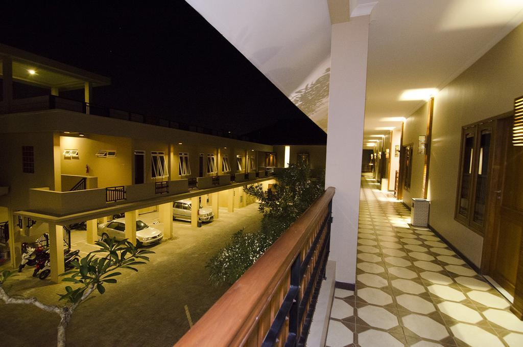 Syailendra Hotel Syariah Jepara Esterno foto