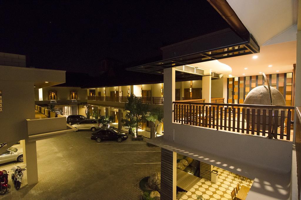 Syailendra Hotel Syariah Jepara Esterno foto